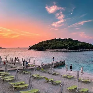https://vila-balani.albaniahotels.org